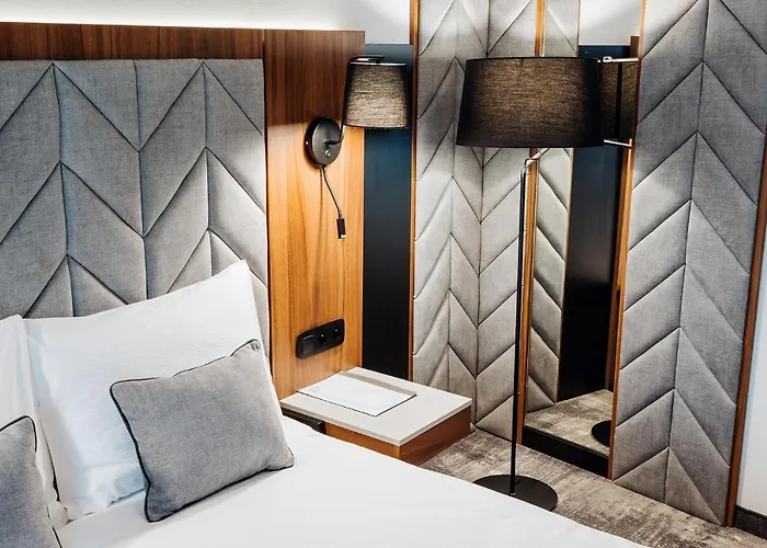 Hotel Focus Premium 4*