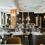 Garden Square Hotel