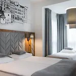 Garden Square 4* Krakau