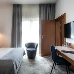 Garden Square 4*