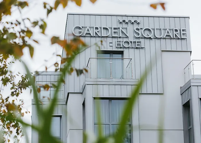 Garden Square Hotel