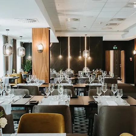 Focus Premium Hotell